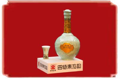 鹤岗市萝北烟酒回收四特酒.jpg